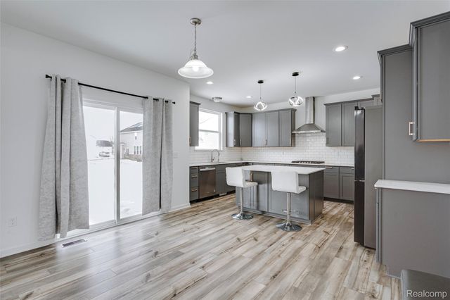 58648 Losino Drive, Lyon Charter Township, MI 48178