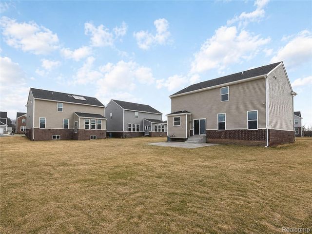 58648 Losino Drive, Lyon Charter Township, MI 48178