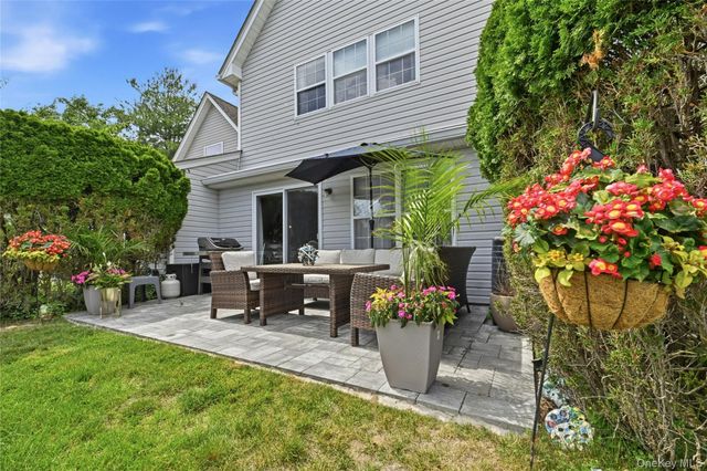 323 Erik Drive, East Setauket, NY 11733