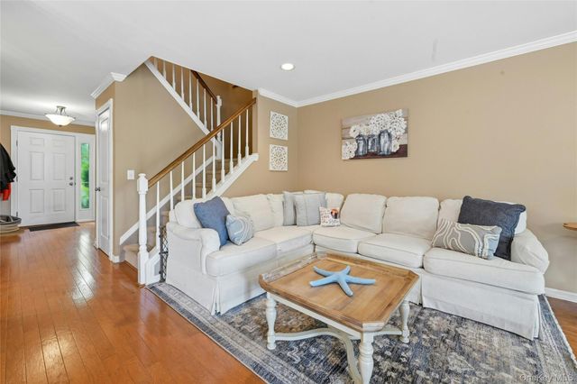 323 Erik Drive, East Setauket, NY 11733