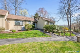 110 Heritage Village B, Southbury, CT 06488