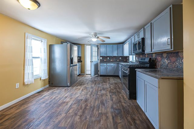 52 LIBERTY Street, North East Boro, PA 16428