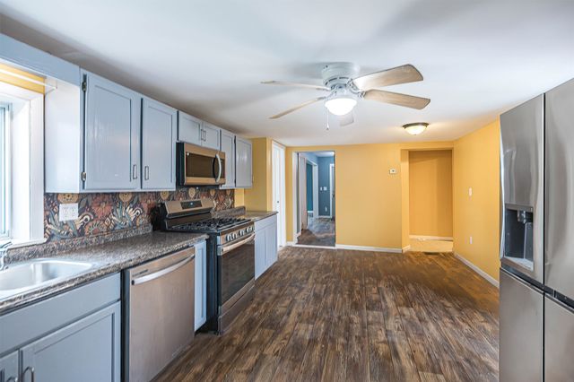 52 LIBERTY Street, North East Boro, PA 16428