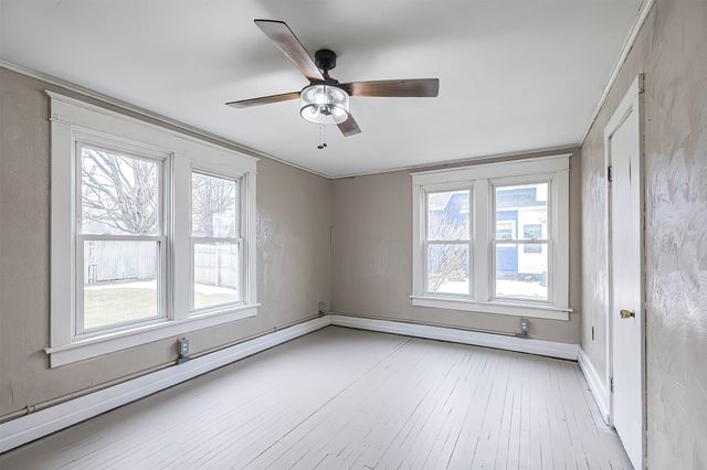 52 LIBERTY Street, North East Boro, PA 16428