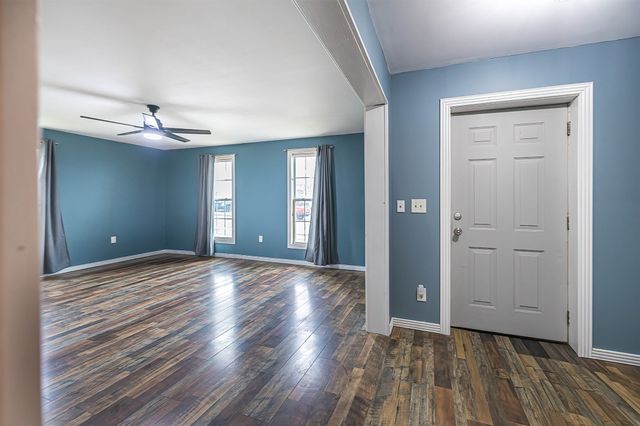 52 LIBERTY Street, North East Boro, PA 16428