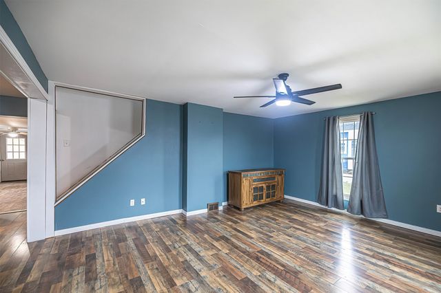 52 LIBERTY Street, North East Boro, PA 16428