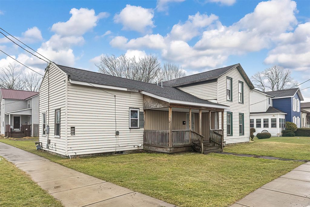 52 LIBERTY Street, North East Boro, PA 16428