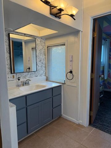 726 S PARK AVENUE, Neenah, WI 54956