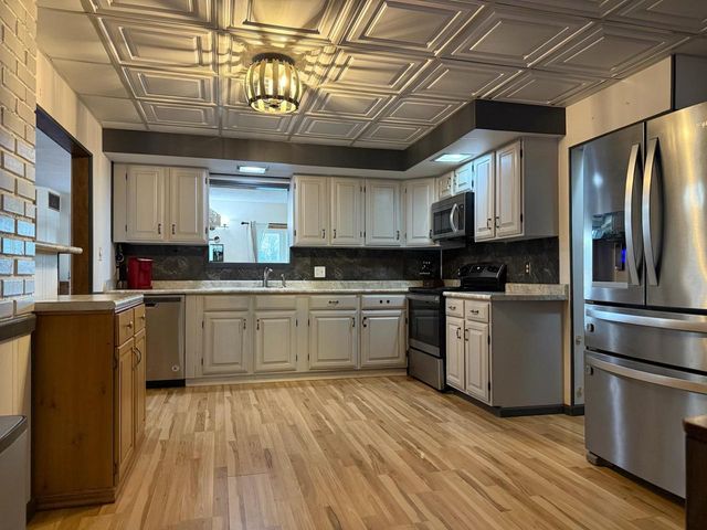 726 S PARK AVENUE, Neenah, WI 54956