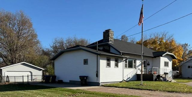 726 S PARK AVENUE, Neenah, WI 54956