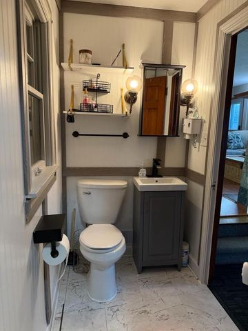 726 S PARK AVENUE, Neenah, WI 54956