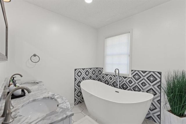 2081 Northcrest Drive, Elon, NC 27244