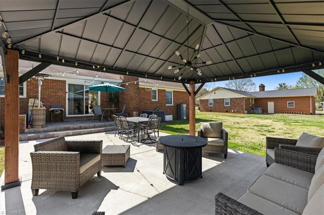 2081 Northcrest Drive, Elon, NC 27244