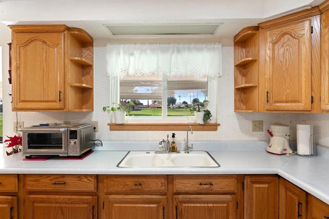 381 Olympia Way, Hemet, CA 92543