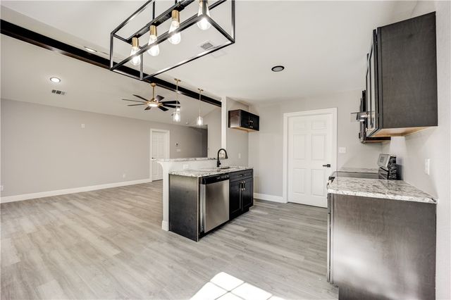 101 Reynolds Street, Mulberry, AR 72947