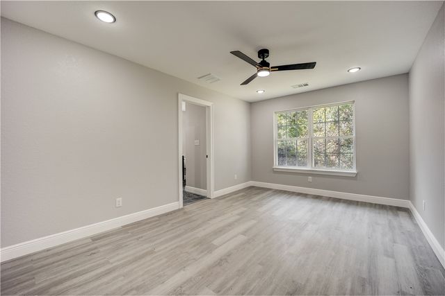 101 Reynolds Street, Mulberry, AR 72947