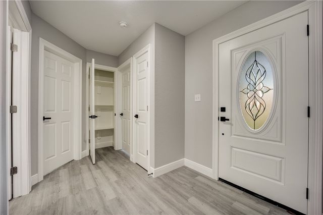 101 Reynolds Street, Mulberry, AR 72947