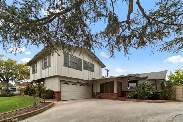 333 W Newburgh Street, Glendora, CA 91740