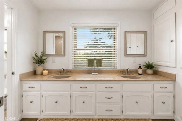 333 W Newburgh Street, Glendora, CA 91740