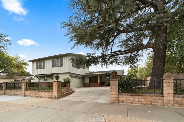 333 W Newburgh Street, Glendora, CA 91740