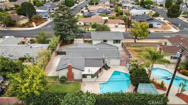 333 W Newburgh Street, Glendora, CA 91740
