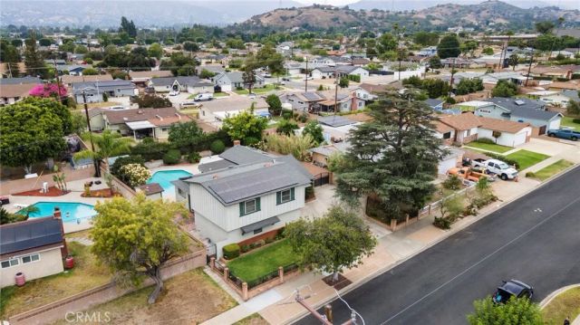 333 W Newburgh Street, Glendora, CA 91740