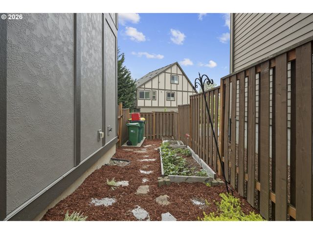 16360 Nw ROSSETTA St, Portland, OR 97229