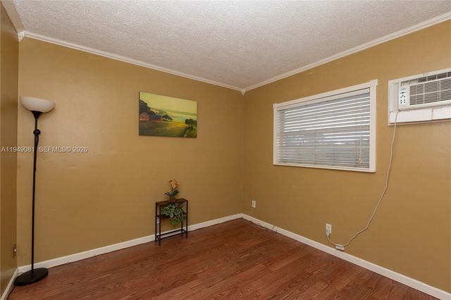 7401 Pines Blvd 222, Pembroke Pines, FL 33024