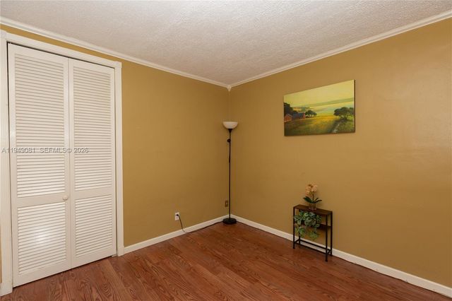 7401 Pines Blvd 222, Pembroke Pines, FL 33024