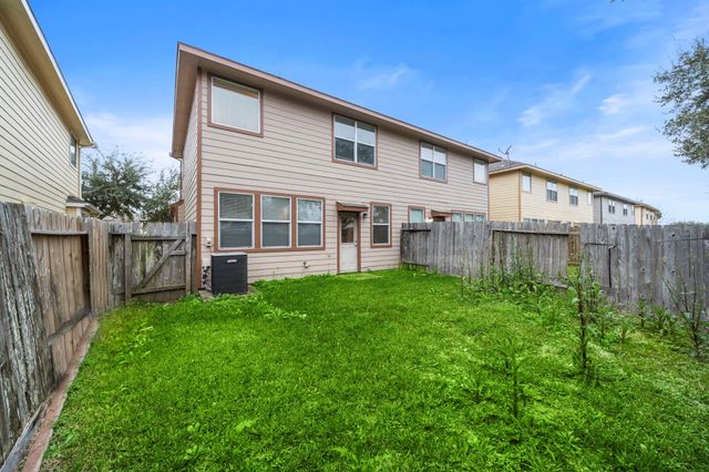 3315 Victorian Manor Lane, Houston, TX 77047