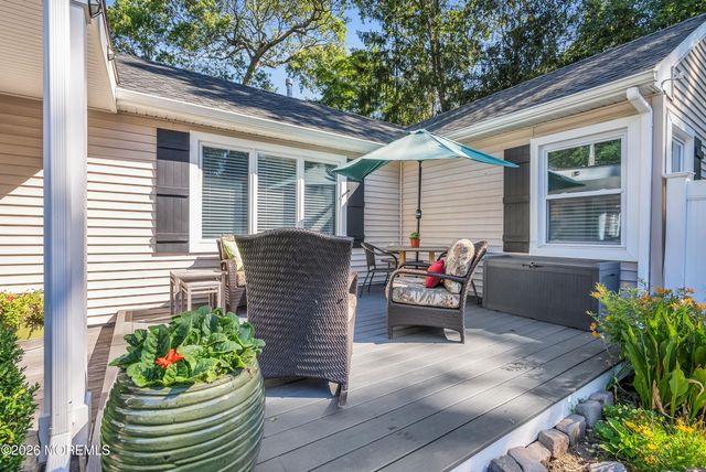 187 Pinecrest Road, Oakhurst, NJ 07755