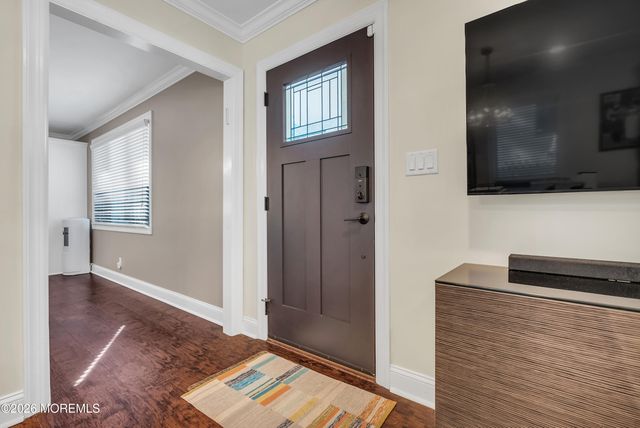 187 Pinecrest Road, Oakhurst, NJ 07755