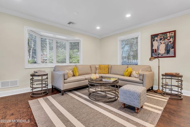 187 Pinecrest Road, Oakhurst, NJ 07755