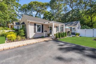 187 Pinecrest Road, Oakhurst, NJ 07755