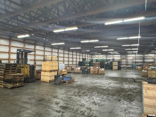 630 4TH Street W, Milan, IL 61264