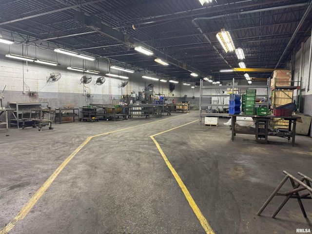 630 4TH Street W, Milan, IL 61264