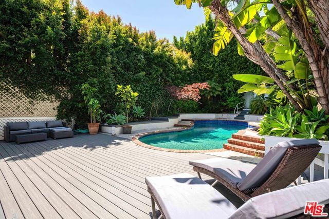 3245 Provon Lane, Los Angeles, CA 90034