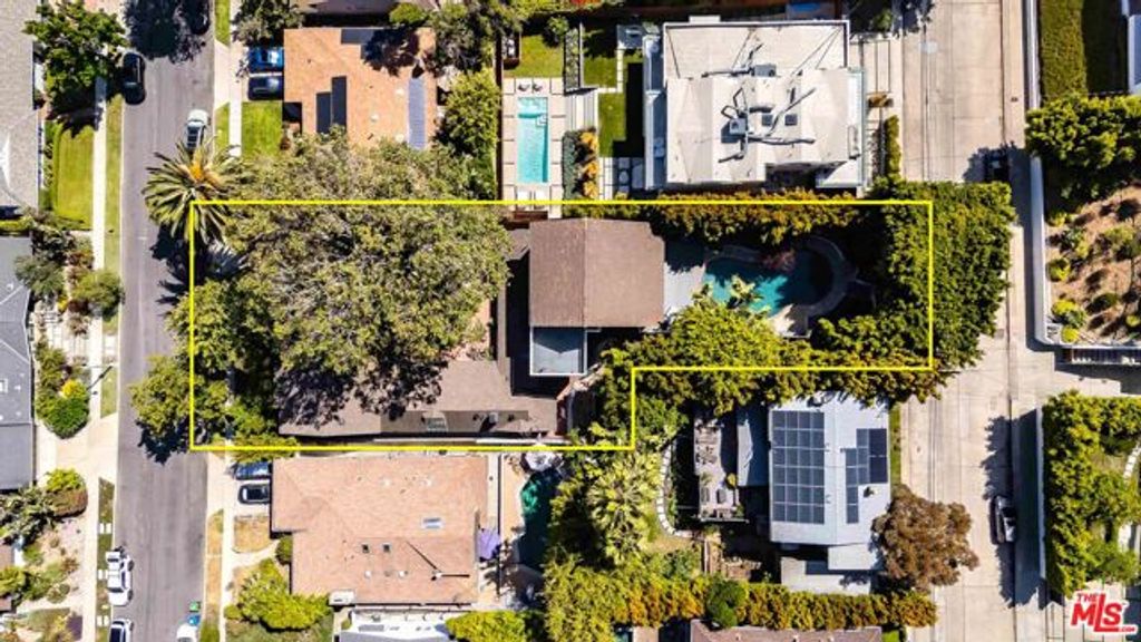 3245 Provon Lane, Los Angeles, CA 90034
