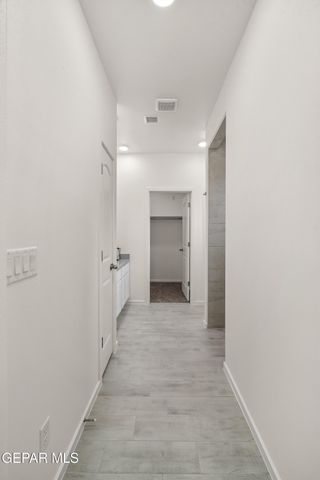 13821 Summer Wave Avenue, El Paso, TX 79928