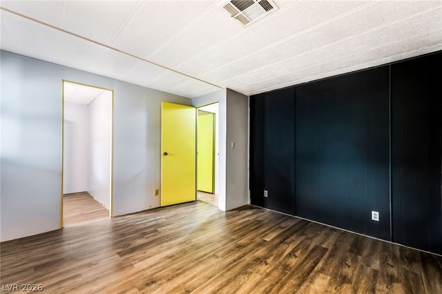 3530 Katmai Drive, Las Vegas, NV 89122