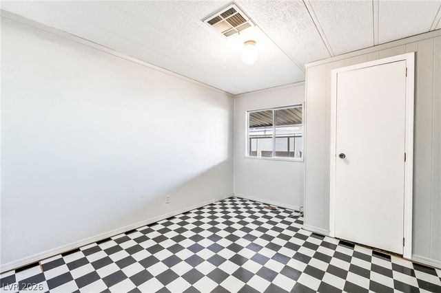 3530 Katmai Drive, Las Vegas, NV 89122