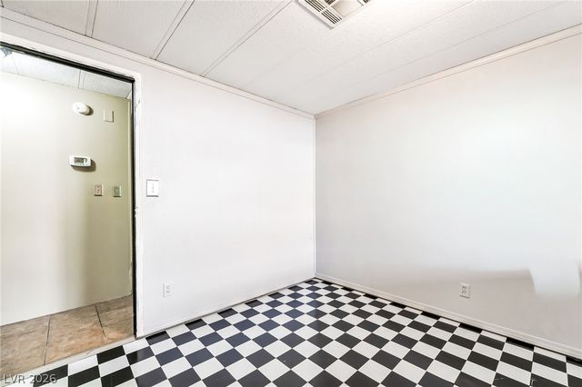 3530 Katmai Drive, Las Vegas, NV 89122