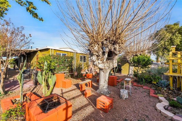 3530 Katmai Drive, Las Vegas, NV 89122