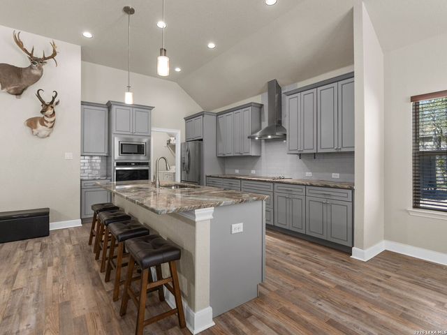 134 County Road 6863, Natalia, TX 78059