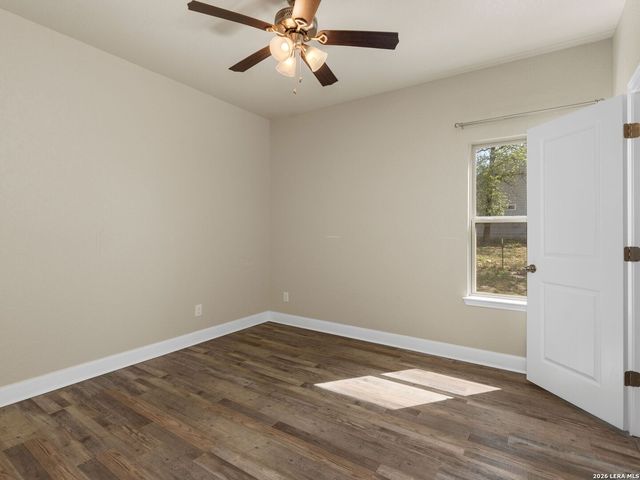 134 County Road 6863, Natalia, TX 78059