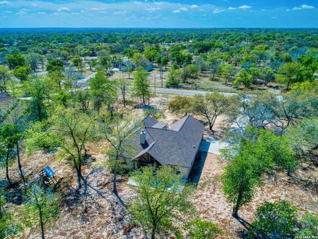 134 County Road 6863, Natalia, TX 78059
