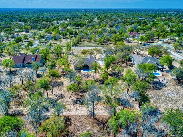 134 County Road 6863, Natalia, TX 78059