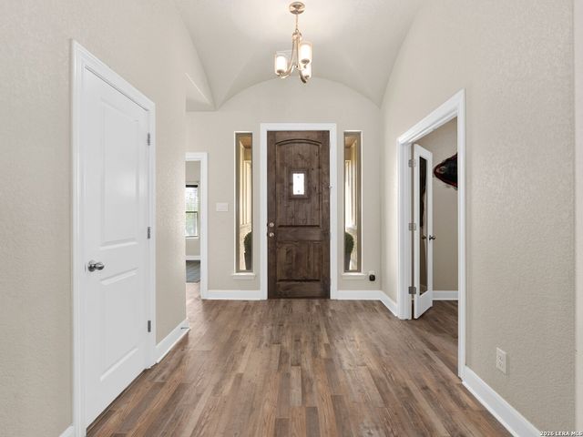 134 County Road 6863, Natalia, TX 78059