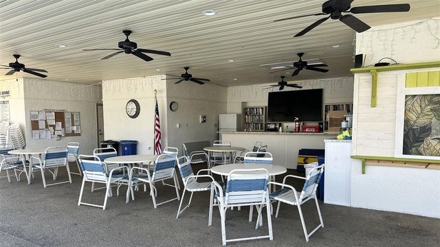 4000 OAKVIEW DRIVE L8, Punta Gorda, FL 33980