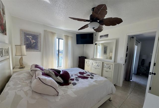 4000 OAKVIEW DRIVE L8, Punta Gorda, FL 33980